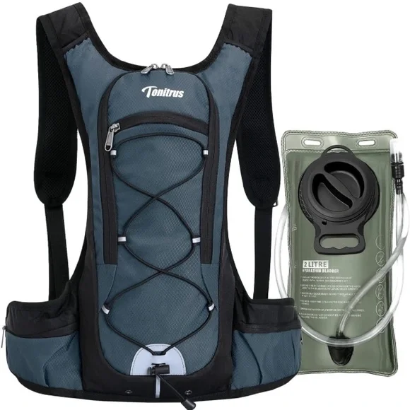 BNWT Water Bladder Backpack - Picture 1 of 7